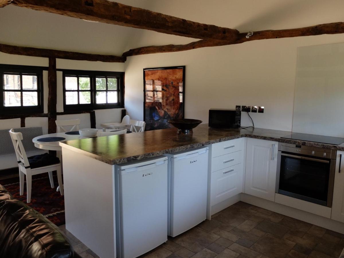 The Thatched Barn Thame Exterior photo